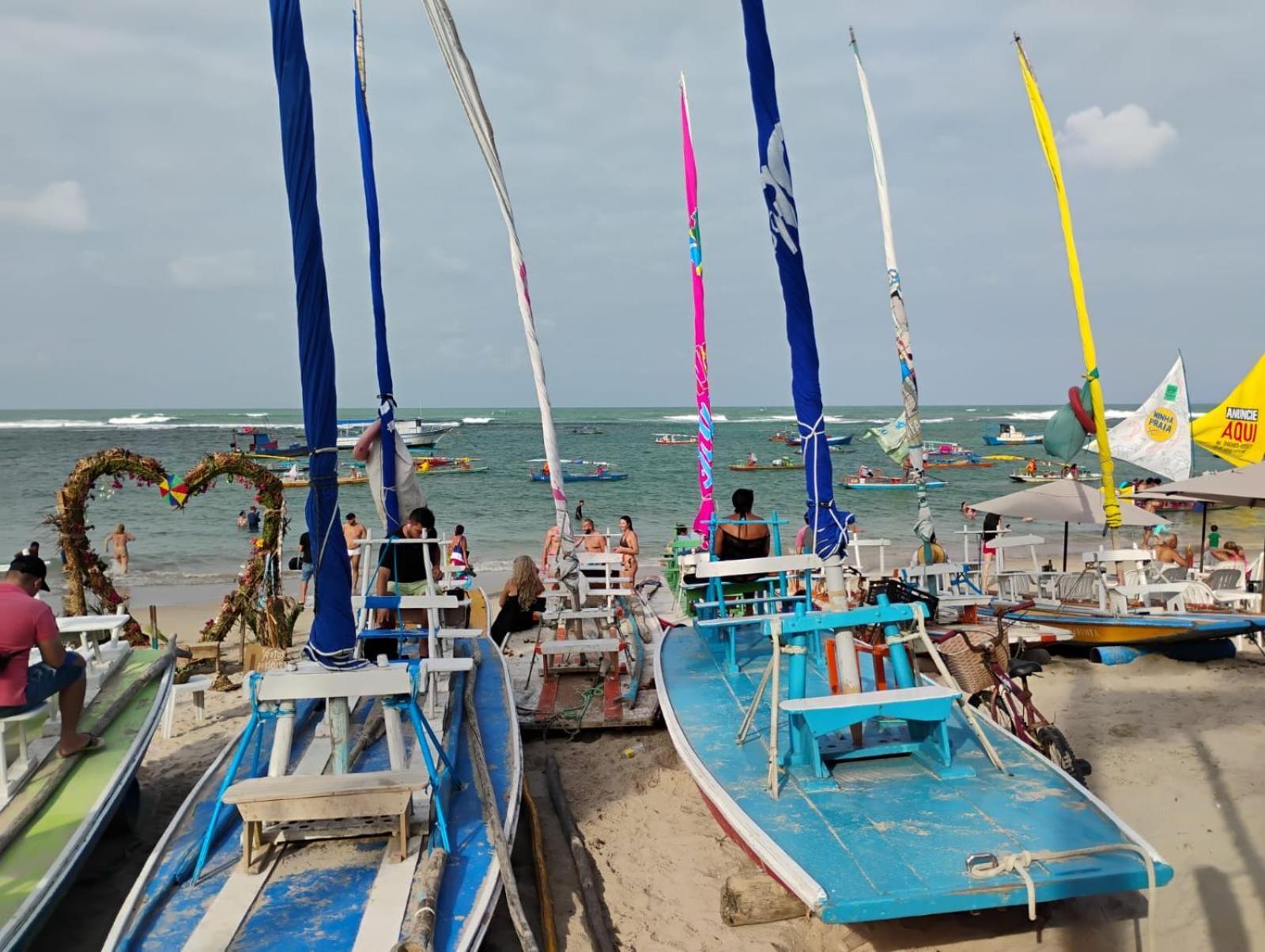 Flat Beira Mar Cupe Beach Living - ปอร์โต จิ กาลินญาส ภายนอก รูปภาพ